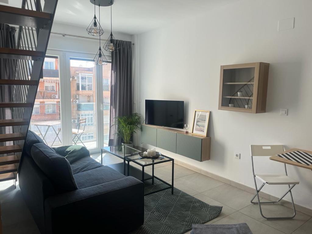 Love Rent4 Malaga Loft Luaran gambar