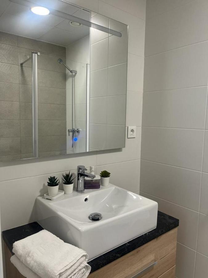 Love Rent4 Malaga Loft Luaran gambar